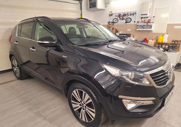 Kia Sportage cena 48900 przebieg: 178000, rok produkcji 2012 z Małomice małe 742